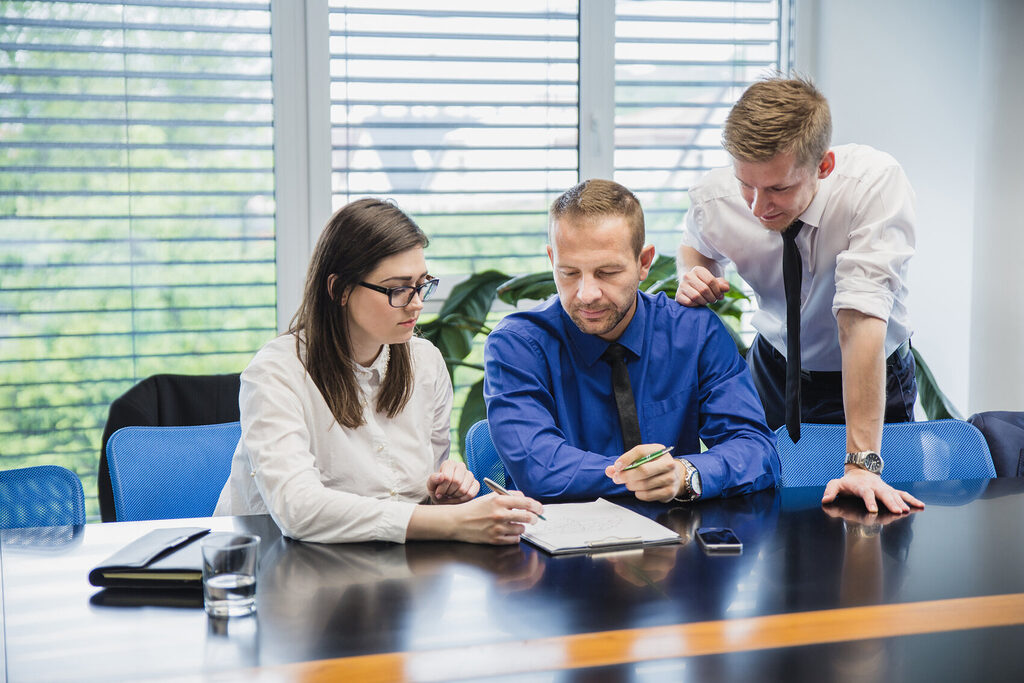 5 Trusted Firms to Hire Offshore Accounting Staff in 2025