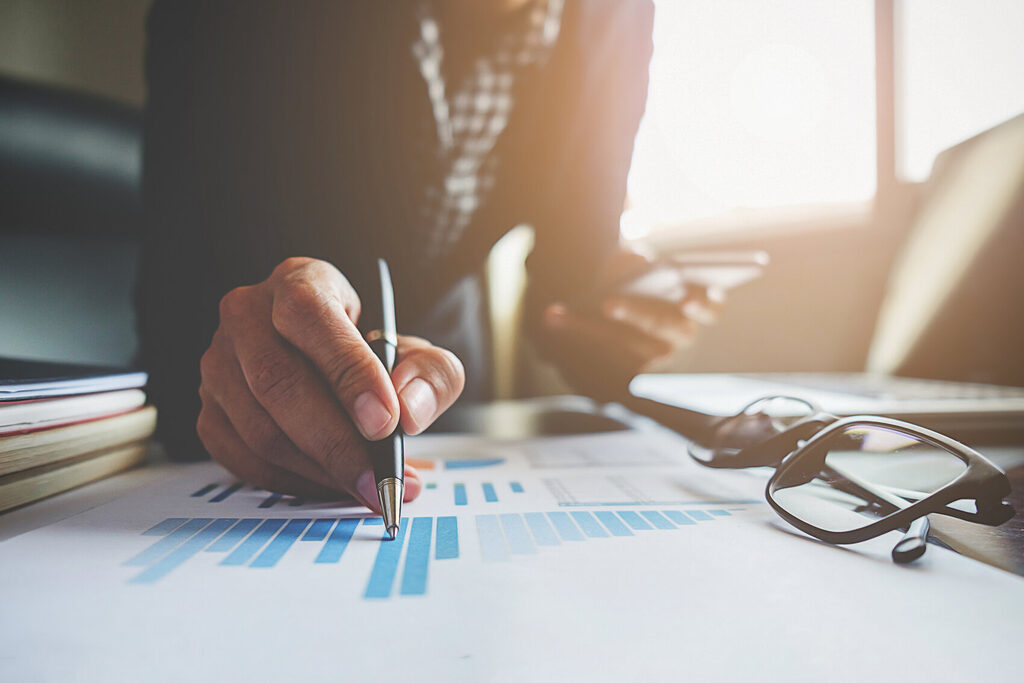 Accounting Manager Job Description: Sample, Skills & Team Leadership [+ Free Job Template]